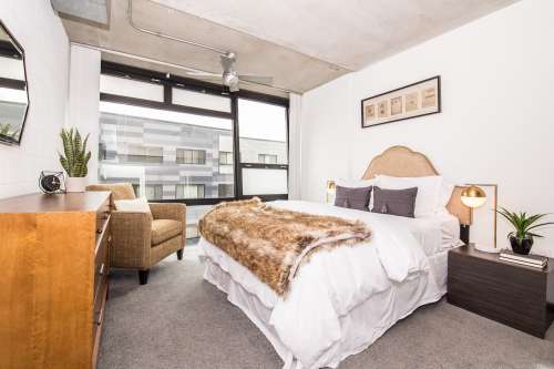S Bed The Piazza 42